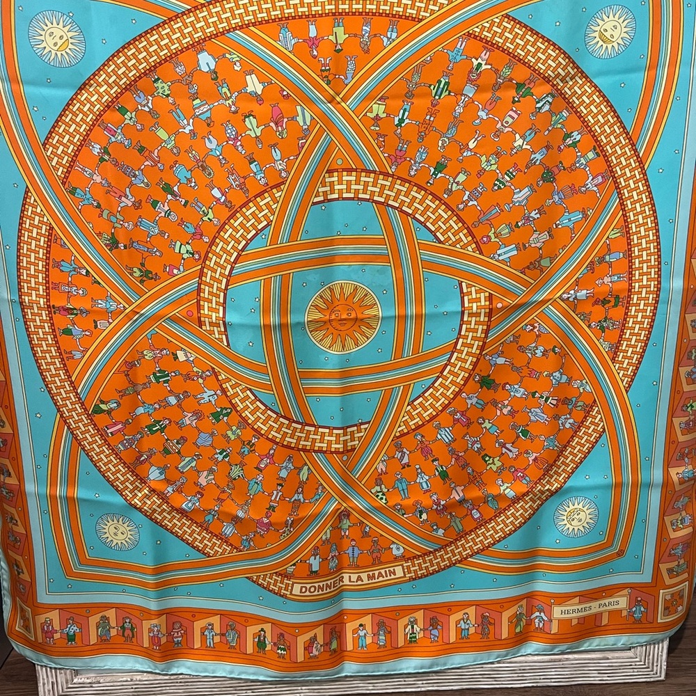 Hermes Donner La Main scarf
